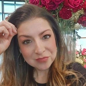 Meet your Posher, Veronica
